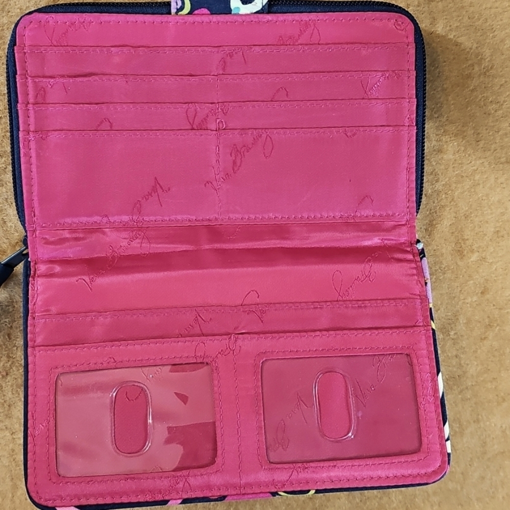 Wallet - Picture 7 of 15
